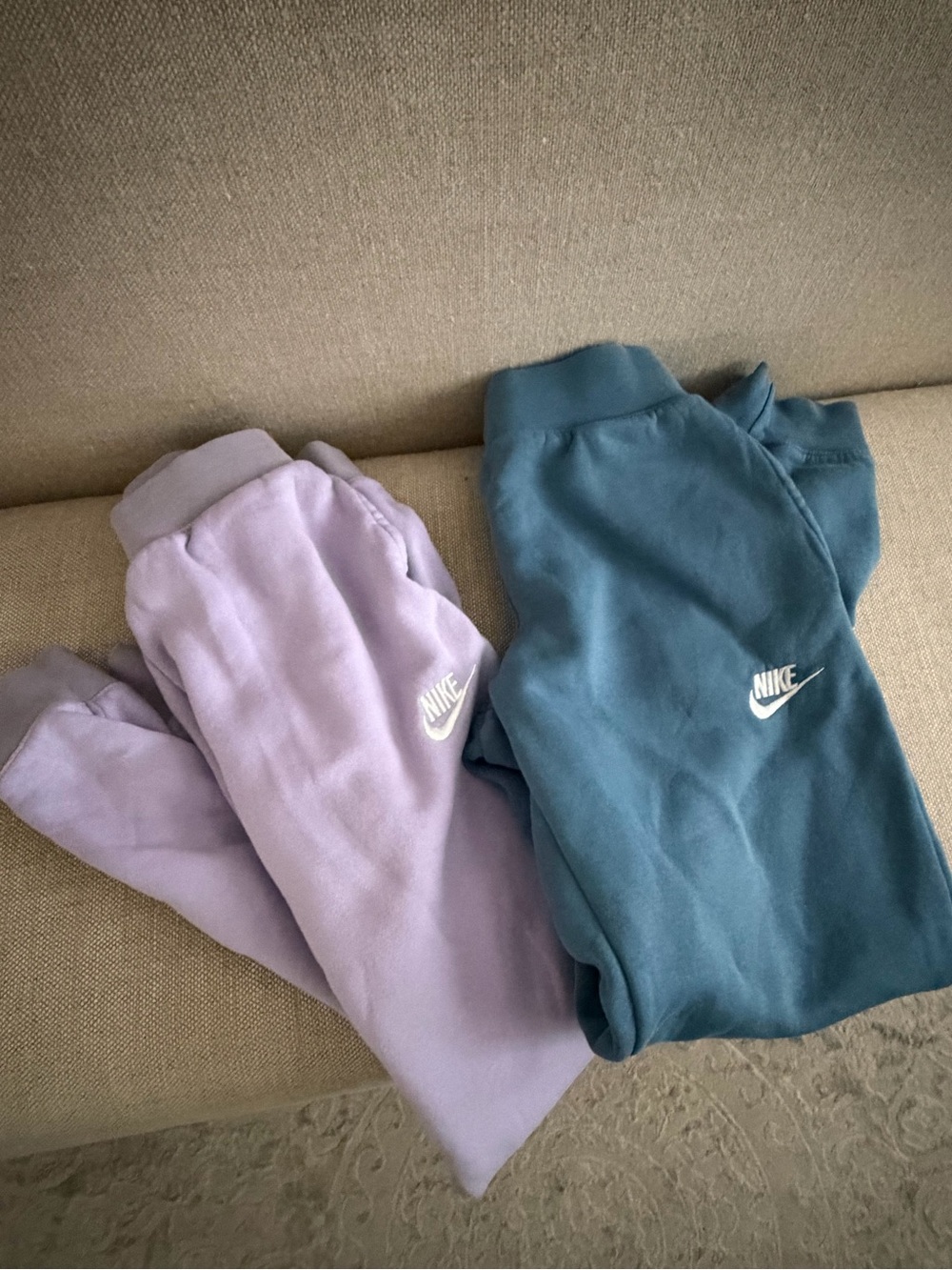 Nike Kids Lavender and Teal Jogger Pants - Medium